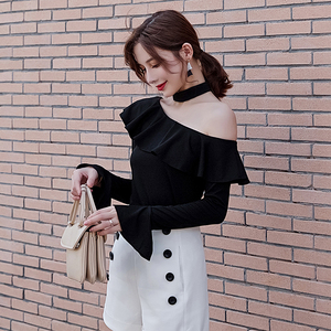 春夏露锁骨荷叶边一字肩上衣女喇叭袖不规则斜肩露肩t恤洋气小衫