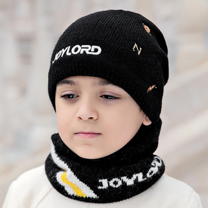 男童钩针帽冬天戴的图片