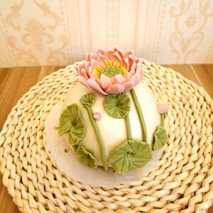 供佛花饽饽祭祀活动花馍馒头烧香拜佛寺庙供奉佛事贡品莲花上供