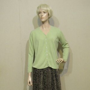 菲妮迪公司样衣绿色长袖宽松V领针织开衫低价销售