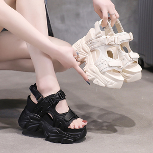 厚底运动凉鞋女2024年夏季新款韩版增高11cm小个子坡跟松糕罗马鞋
