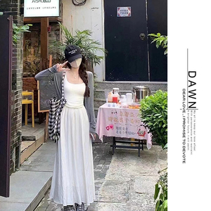 刘亦菲同款三件套装2024奶系穿搭奶乖轻熟女法式白色吊带连衣裙子