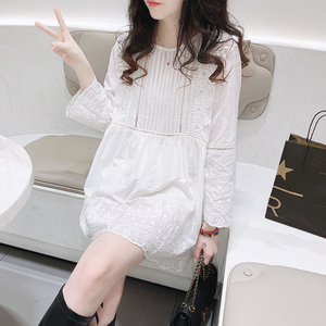白色衬衫女设计感小众韩版宽松荷叶边时尚洋气刺绣通勤七分袖衬衣