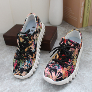 000人付款淘宝小花园绣花女鞋圆头平底布鞋民族风单鞋汉服百搭传统老