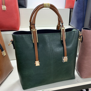 雅格莱诗女包中年