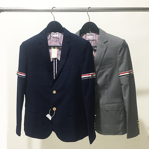 tb经典袖标学院风格 绸缎红白蓝袖标双开叉西装 商务休闲半里西服