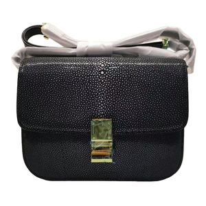 珍珠鱼皮链条包2022新款方包真皮小方包单肩斜挎包女包魔鬼鱼小包