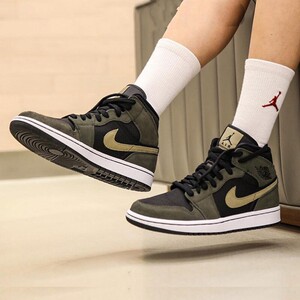 air jordan 1 mid wmns篮球鞋 aj1橄榄绿 麂皮军绿中帮bq6472-030