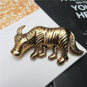 wk08008淘宝牛方形生肖本命年护身福袋平安符袋饰品袋收纳袋胎毛