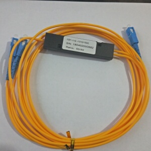 一分二尾纤式光纤1分2分光器1分8分路器1:4sc/fc1比8电信级可定制