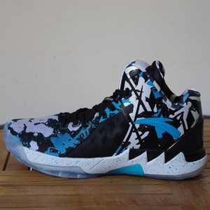 安踏男子汤普森一代kt1复刻战靴耐磨防滑减震运动篮球鞋11941101s