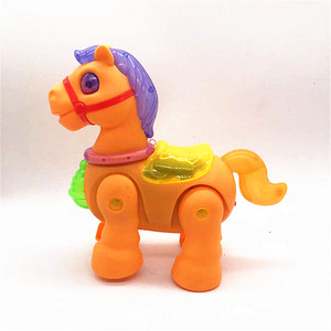 电动牵绳小马玩具仿真灯光音乐儿童发声会走路的马宝宝玩具网红款