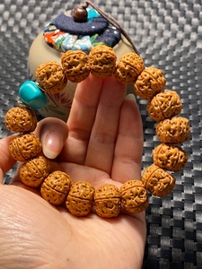 王者南瓜老树王籽小金刚菩提手串,蜂窝双龙纹,梅花底座