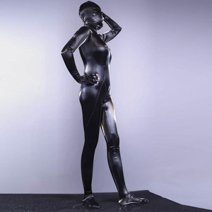 魅色新款高弹pu鲨鱼皮全包塑身衣b22高领演出走秀连体紧身衣