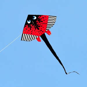 天天特价风筝魔鬼鱼风筝儿童老人小孩微风易飞好飞风筝飞的稳包