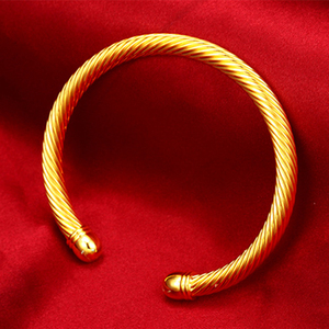 00格格已出格淘宝周六福周大福24k黄金手链纯金小蛮腰