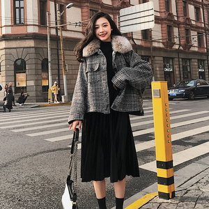 毛呢外套女短款2018秋冬季新款赫本风带毛领格子小个子呢子大衣潮