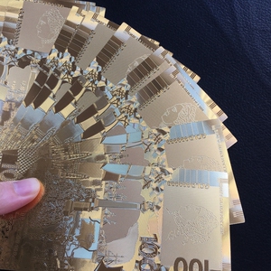 金箔纸币 俄罗斯纪念钞 克里米亚半岛100卢布 世界杯 钱币收藏