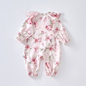 新生婴儿儿衣服满月春季两三四个月女宝宝春装洋气纯棉73码连体衣