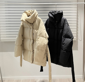 高领秀款!女士面包中长款收腰羽绒服