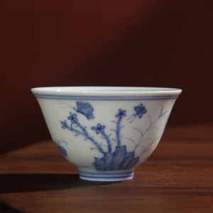 精品大明成化青花手绘三秋杯茶杯景德镇古玩古董陶瓷器仿古收藏品