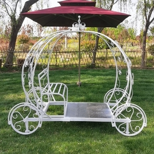 新款婚庆布置装饰铁艺大型南瓜车室外婚礼公主车摄影道具马车景区