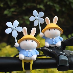 可爱小兔风车竹蜻蜓电瓶车汽车载摆件自行车电动摩托山地车装饰品