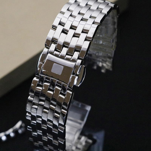 适配欧米茄蝶飞钢带omeqa小蝶飞实心不锈钢表带蝴蝶扣表链男20mm