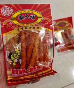 翻天娃辣条麻辣8090儿时怀旧零食好吃不贵小吃的休闲小食品5毛钱