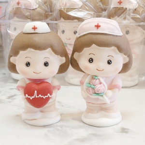 512护士节蛋糕装饰摆件糖人可食用立体糖公仔爱心小护士翻糖人偶