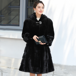 貂皮大衣女短款修身