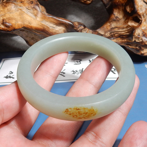 方言和田玉正品巨漏新疆玉龙河产红金皮白玉籽料内径55mm手镯子w1