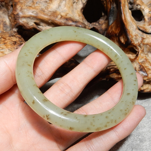 方言一手精品和田玉收藏级新疆且末料黄口意境草花57mm女士手镯w