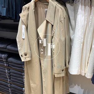 优衣库 u系列设计师合作款 卡其色 风衣 百搭外套 444021