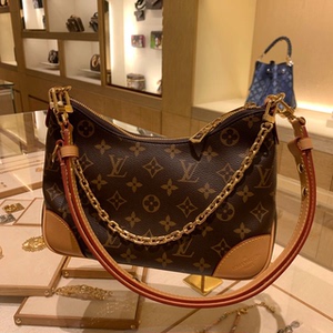 lv女包新款斜挎