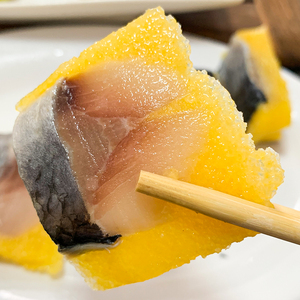 希鳞鱼刺身 希鲮鱼 日式寿司料理希鲮鱼籽三文鱼拼盘伴侣鱼子刺身