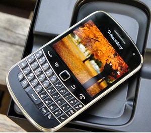 BlackBerry/黑莓 9900电信4G三网WIFI无摄像头触摸戒网拍照手机