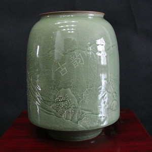 龙泉青瓷 大师叶伟作品 江南春意 手工 刻花花瓶 居家摆设 收藏
