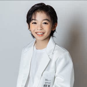 林金宝  137㎝广州淘宝儿童服装拍摄网 混血模特