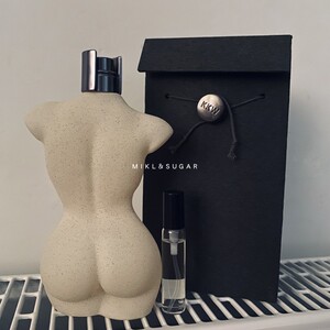【现】kkw 卡戴珊香水 水晶/身体/钻石/水果