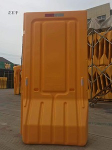 上海水马防撞筒注水交通围挡 安全设施挡板出租 隔离墩路障租赁2m