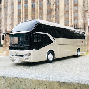 大巴车模型金龙