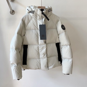 渠道品 加拿大枫叶国 鹅鹅派克可拆卸帽子加厚羽绒服 面包服