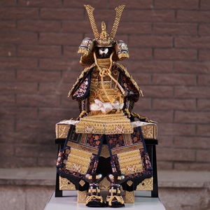 日本武士甲冑五月人形盔甲铠甲日式武将大铠手办模型中古收藏摆件