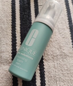 倩碧洁面净颜摩丝祛痘控油深沉清洁洗面奶50ml 小样 2019-04产