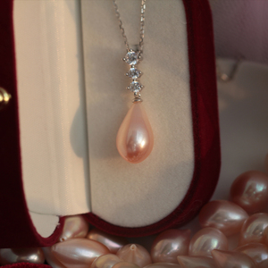 金粉世家9-10mm尖头梨形大水滴珠无核淡水珍珠吊坠项链纯银万能扣