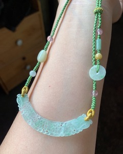 冰绿飘花双龙弯条天然缅甸翡翠a货玉衡玉璜龙勾锁骨链玉手牌吊坠