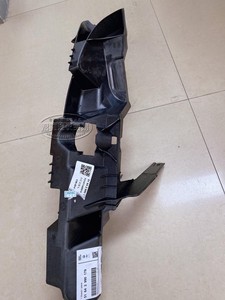 宝马 x1 大灯支架 x1 大灯下托臂 x1 大灯下支架 x1 大灯固定支架