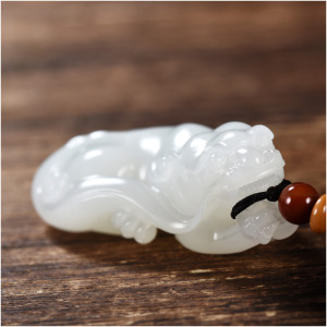 玉石缘【貔貅37g】玉雕大师姚建锋作品新疆和田羊脂籽料挂件
