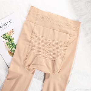 001人付款淘宝邦女郎8234脚底防滑硅胶按摩光腿神器钢丝袜子春秋连